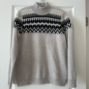 C by Bloomingdale’s cashmere turtleneck size medium worn once.